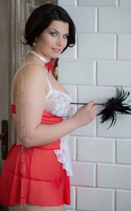 fi_Plus_Size_red_Fifi_Plus_Size_red1